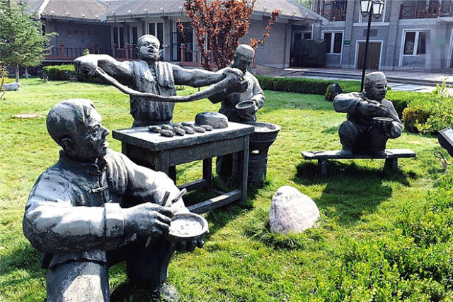 兰州牛肉拉面怎么样拉出来又细又长面是怎么和