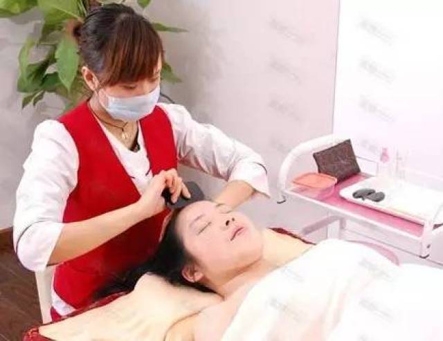 【曝光】万达广场这家美容院“免费美容”套路深,石家庄人注意!