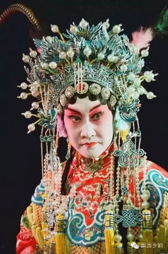 【梨园风·人物志】金喉三两彩满台——著名河北梆子表演艺术家张惠云