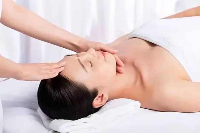 【曝光】万达广场这家美容院“免费美容”套路深,石家庄人注意!