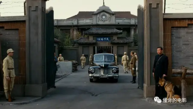 色戒这部电影从开始上映到现在都备受争议,我