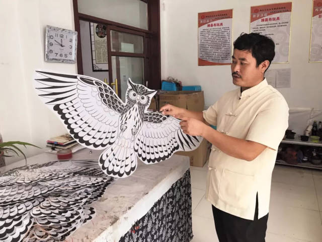杨家埠:六百变态网页游戏排行榜年“画乡”的梦想与重构