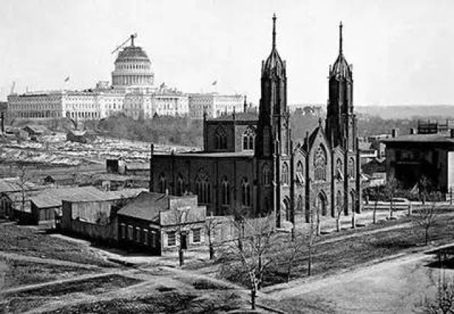 18,1850年,扩建中的美国国会大厦.