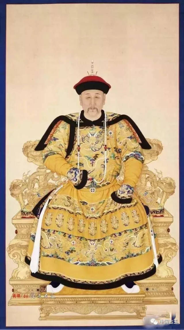2010香港苏富比春拍拍卖的18世纪东珠朝珠与《雍正朝服像》中雍正