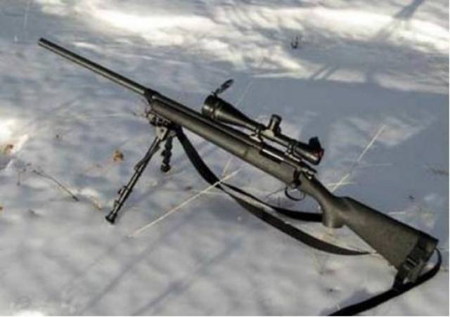 第三个是美国春田m1903狙击步枪.