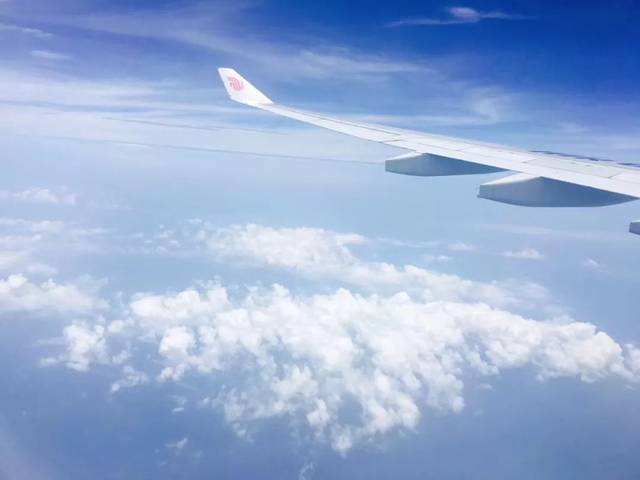 诗人阿紫: 走进台湾“亲情中华”巡演 诵读诗歌弘扬中华文化(视