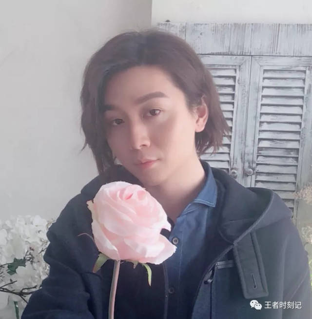 张大仙照片太帅遭吐槽,真人好胖,粉丝:始于颜值,终于才华!