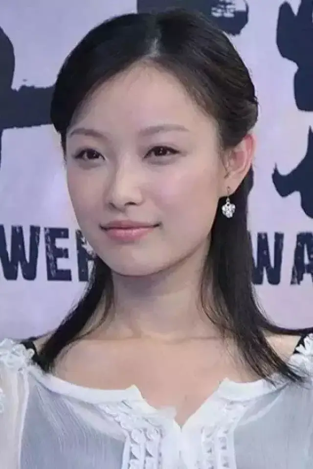 妆容简单才高级!每天10分钟,学倪妮化个清新甜美妆