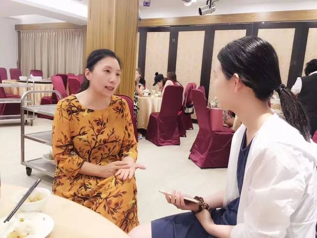 诗人阿紫: 走进台湾“亲情中华”巡演 诵读诗歌弘扬中华文化(视