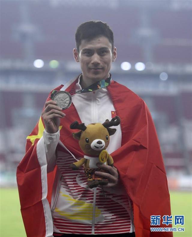 亚运会男子撑杆跳高:姚捷获得亚军