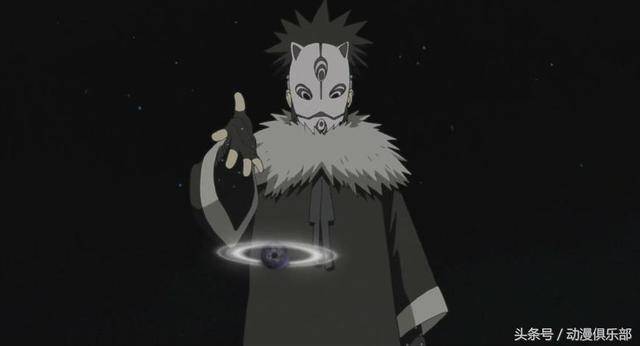 在剧场版的剧情里,漩涡面麻为了获得"朱月之书"而入侵木叶,效仿佩恩