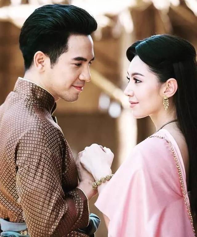 天生一对 (2018)
