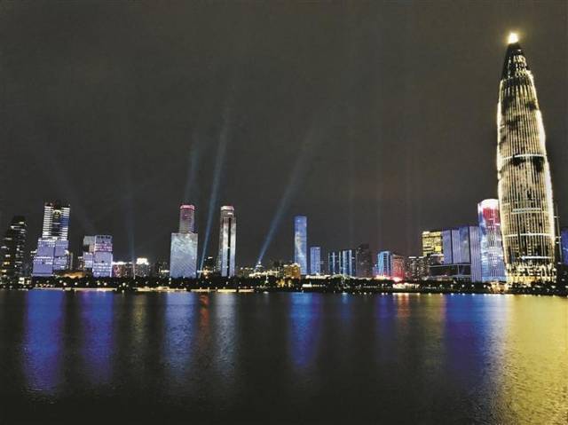 后海中心(深圳湾广场)景观照明项目进入调试阶段 唯美