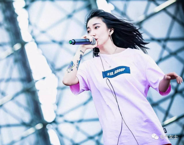 Lazyair女rapper,日本rapperkohh 脸和本事一样酷> 西安创作型女rapper 隶属西安说唱团队lazyair氛子