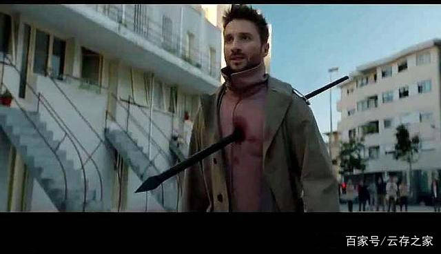 爆红的俄罗斯歌曲《投降吧》震撼上映:奋不顾