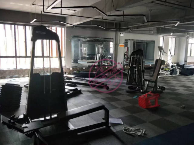 还在预付办卡吗?蚌埠又一家健身房开业不到一年,人去楼空,场面