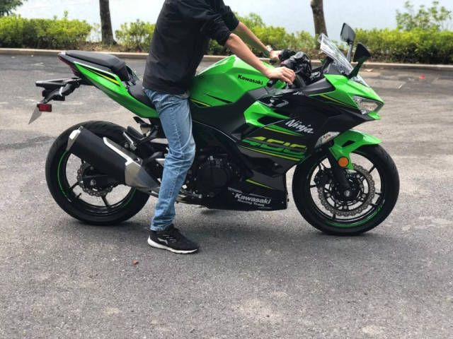 98万元,ninja 400国内发布,动力无阉割!