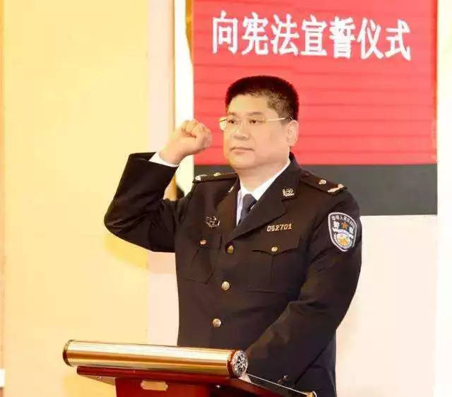 聂作坤简历: 聂作坤曾任 潍坊市公安局峡山分局局长, 安丘市公安局