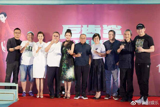 李冰冰以及其妹妹李雪虽然被质疑得不轻,但还是火了.