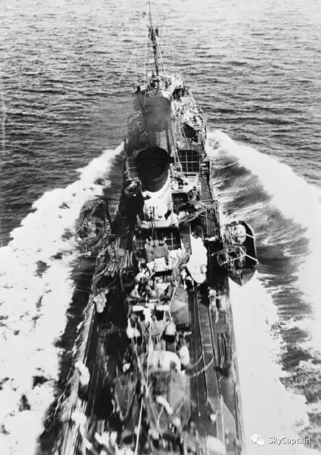 桅杆高度飞越日军旗舰白雪号驱逐舰