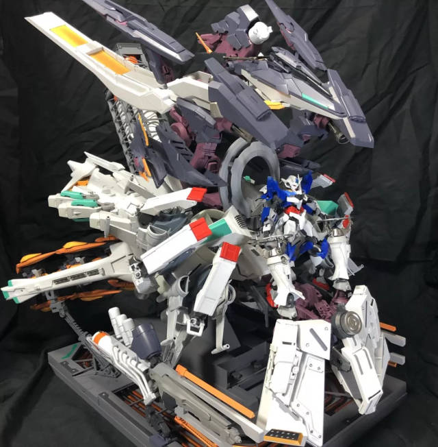 【佳作】00高达版本tr6银雷,这种水准的作品估计是胶佬的终极梦想