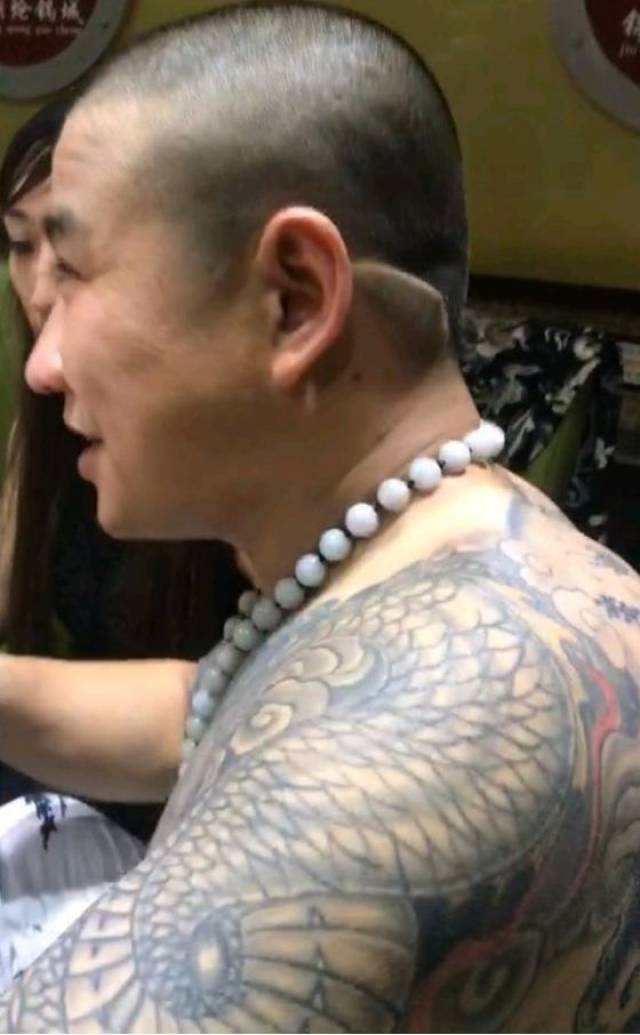 这才是昆山龙哥最大的死因!(深度)