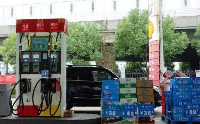 阳光加油站是哪一家的 14ece6c80d154f598634e2968d48924b.jpeg