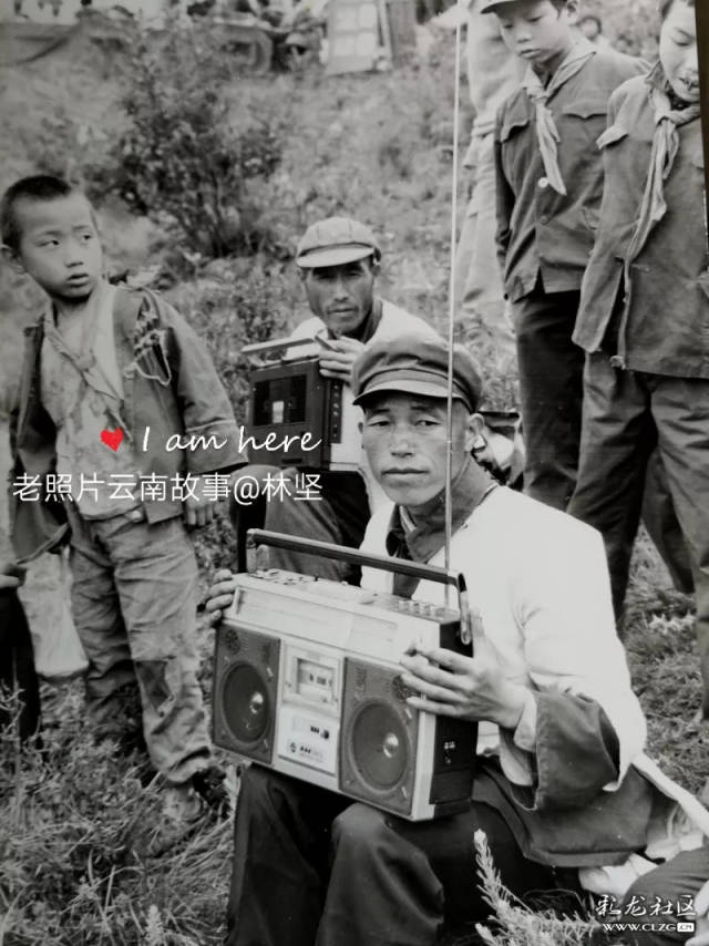 80年代,双卡收录机是财富时尚的象征.