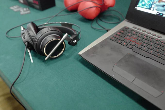 广州国际耳机展一线报道