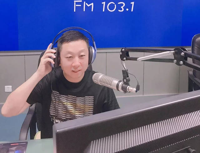 (听)微小说联播-《抗日英雄郑天狗》第二集