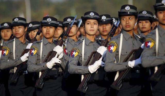 世界各国的女警察:乌克兰颜值最高,巴基斯坦最霸气,中国最顺眼