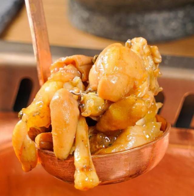 美食美食收下季"广场暴击"来袭!开学日月挨个吃!江川云南攻略图片