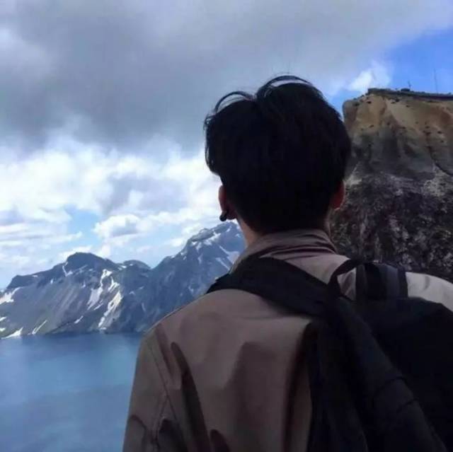 个性头像:男生女生背影头像-搞笑频道-手机搜狐