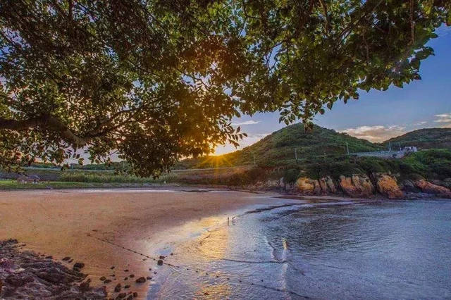 篝火晚会,童话般的海边渔村……这个9月约你一起去江浙沿海最长的沙滩