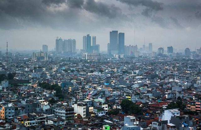 东南亚第一大城市危机,如10年内没好方法,30年后将从地图上消失