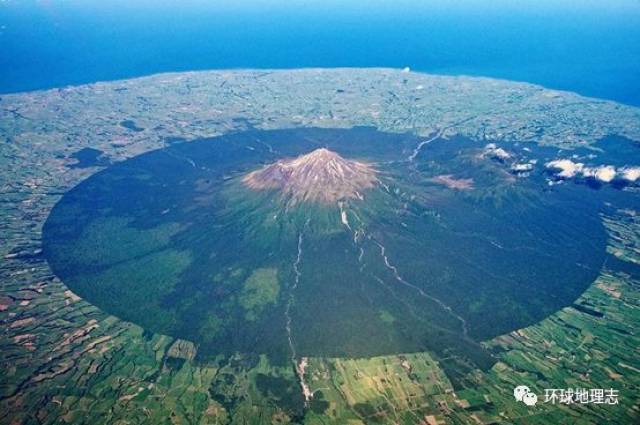 火山之美,足可以窒息