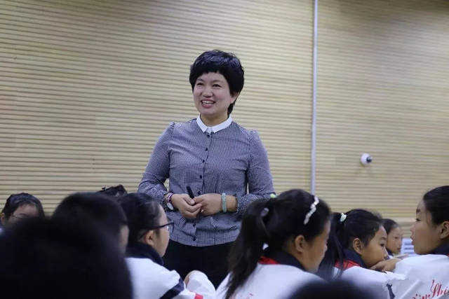 宝安中学(集团)副校长,小学部校长刘春景 关键词:民办教育 创新民办