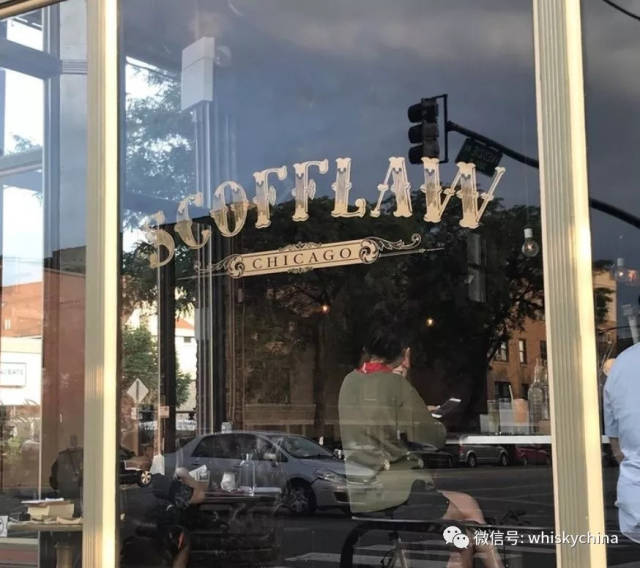 scofflaw 惯犯酒鬼