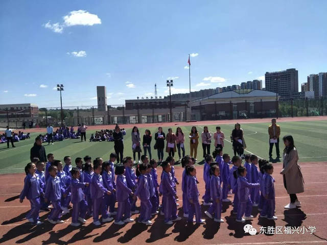 开学季养成时福兴小学一年级常规展示