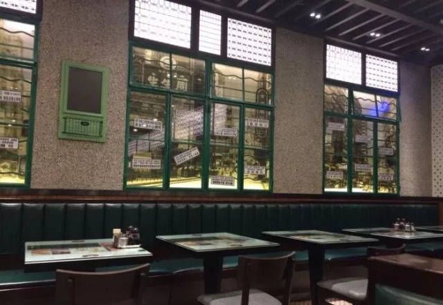 不用去香港,就能吃到最正的港式茶餐厅!
