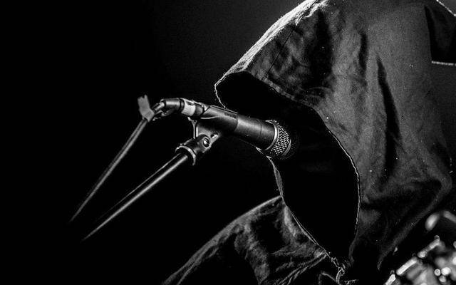 不敢相信!老鹰乐队的经典歌曲《加州旅馆》