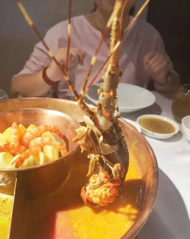 成都蛋烘糕、武汉小龙虾、新加坡冰淇淋.省下