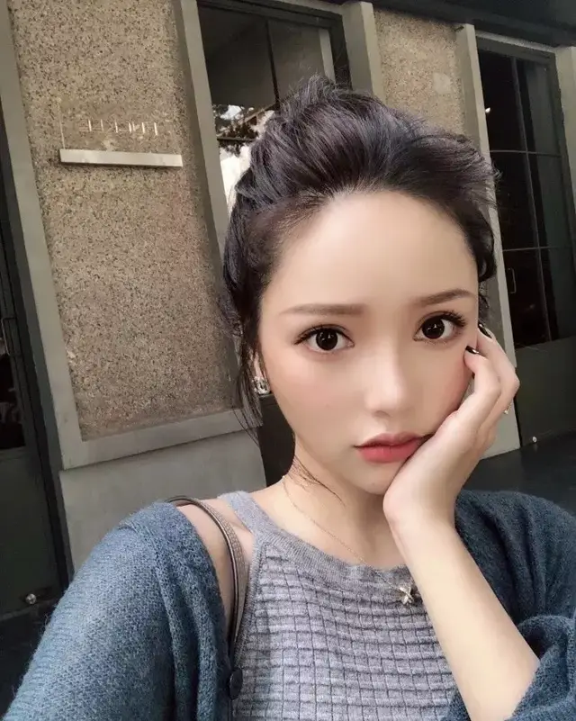 作为拥有三百万粉丝的网红打死个孕妇算什么?
