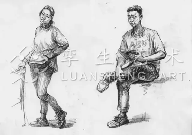 素描考题:提供彩色照片,戴眼镜的中年女子头像-四分之三侧面 *作品