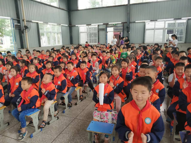 随县光明小学开学典礼