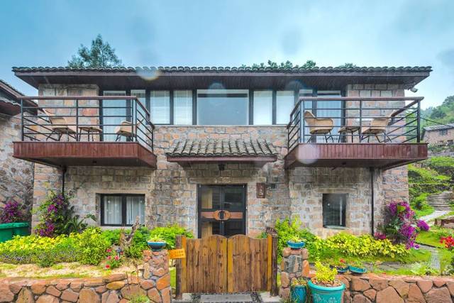 【夏燥·国庆】免费睡丨超美环岛路边山坳里的石屋村