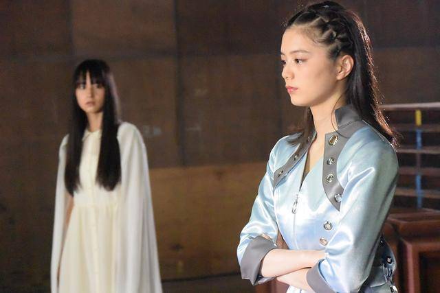 假面骑士zi-o第4集预告:永梦拒绝帮助时王 飞彩揭秘隐情