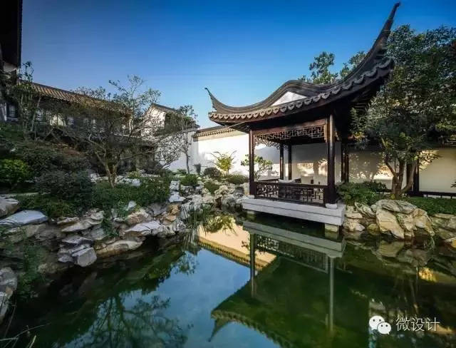 随着科技的进步, 现代的中式园林与建筑也有新的建造工艺, 所表达出