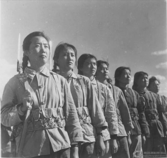 七十年代末青县民兵训练.