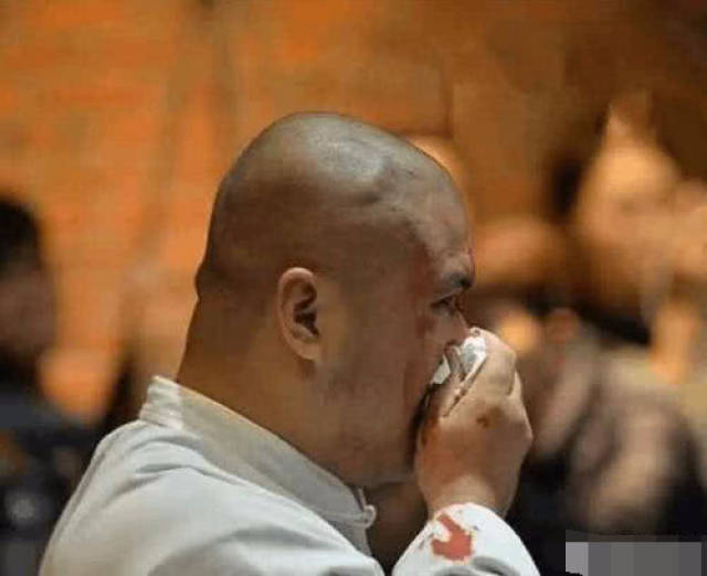 一个正宗的太极拳大师能打过一个散打顶级高手